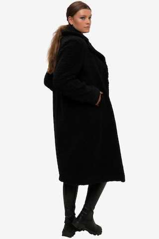 Studio Untold Winter Coat in Black