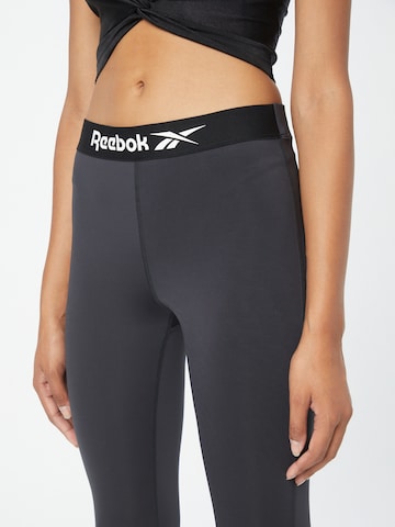 Reebok - Skinny Calças de desporto em preto