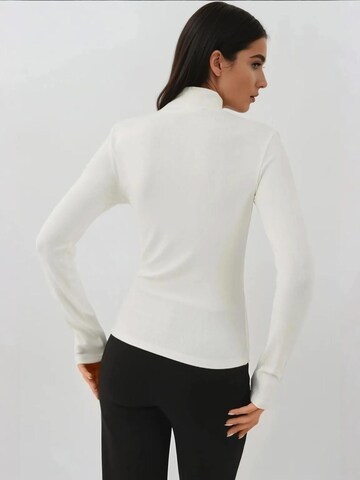 Hiccup Shirt in White