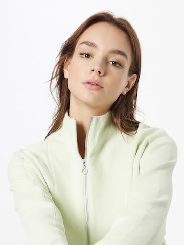 BRAX - Sweatshirt 'Bela' em verde
