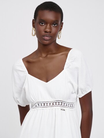 Influencer Poletna obleka | bela barva