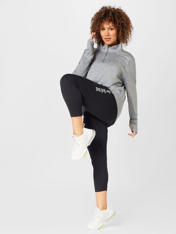 Nike Sportswear Sportshirt in Grau