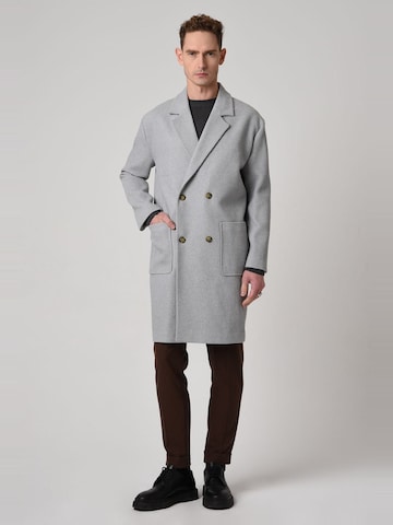 Cappotto di mezza stagione di Antioch in grigio