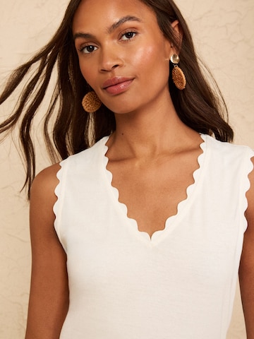 Robe love & roses en blanc