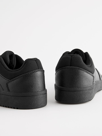 Sneaker di Next in nero