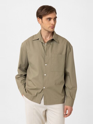 Coupe regular Chemise 'Jimin' Antioch en vert : devant