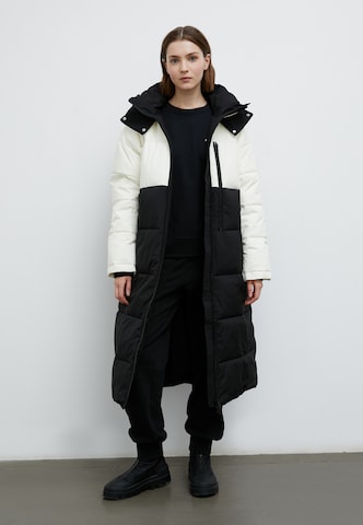 Finn Flare Winter coat 'Classic' in Black: front
