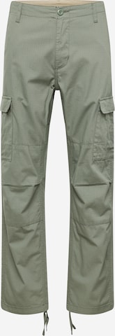 Carhartt WIP - Loosefit Pantalón cargo en verde: frente