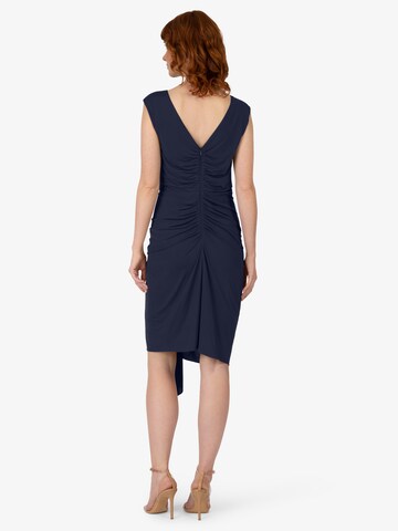 Rochie de cocktail de la APART pe albastru