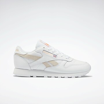 Sneaker bassa 'Classic' di Reebok in bianco