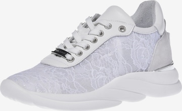 Baldinini Sneakers in White: front
