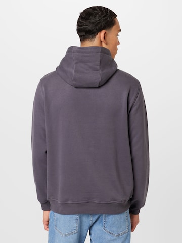 Lake View Sweatshirt 'Jonas' in Grau