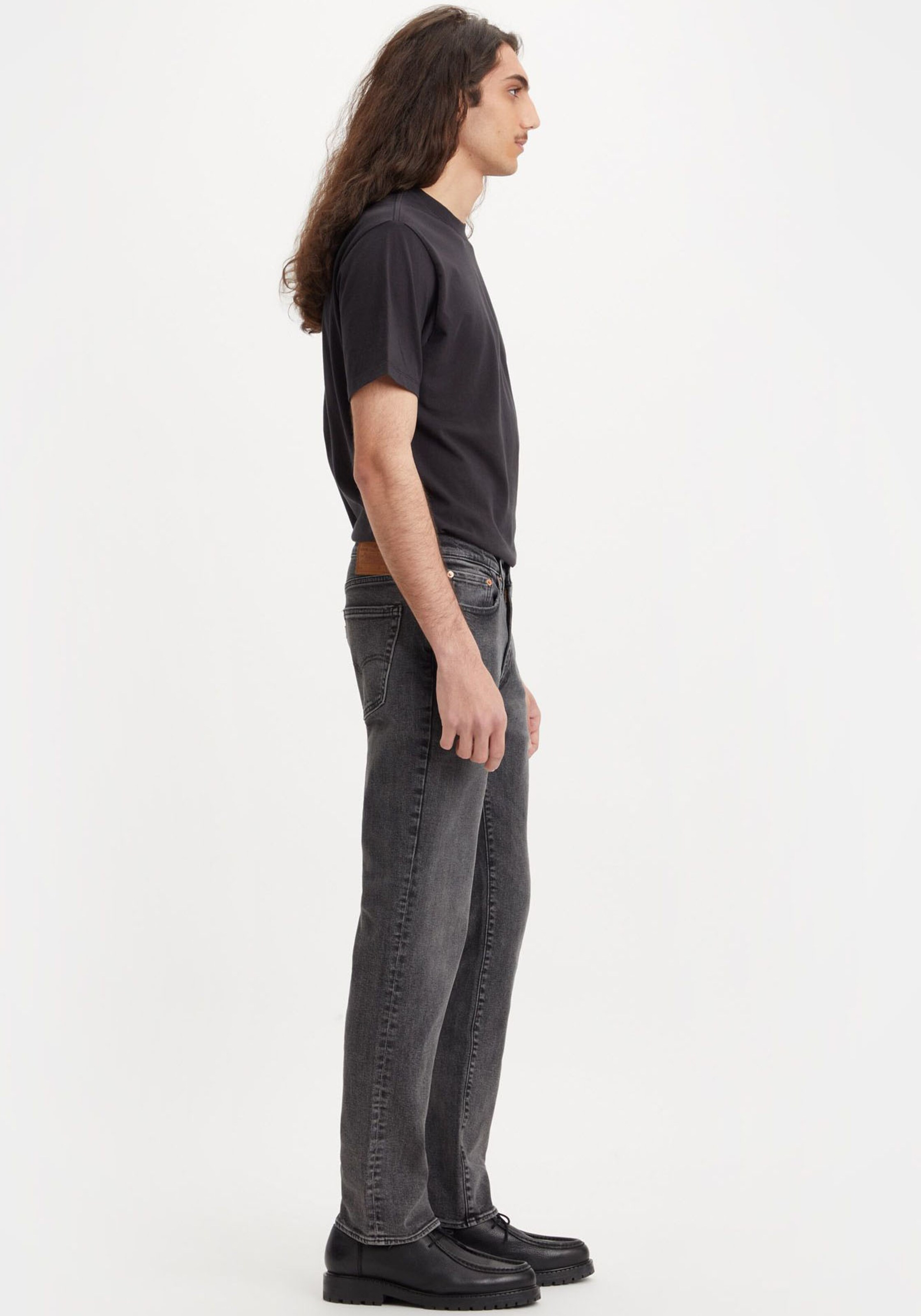 LEVI'S ® Regular Jeans in Black