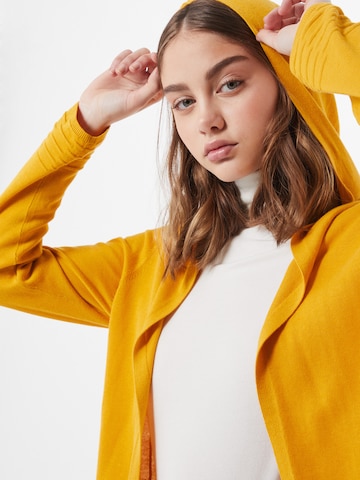 Cardigan STREET ONE en jaune