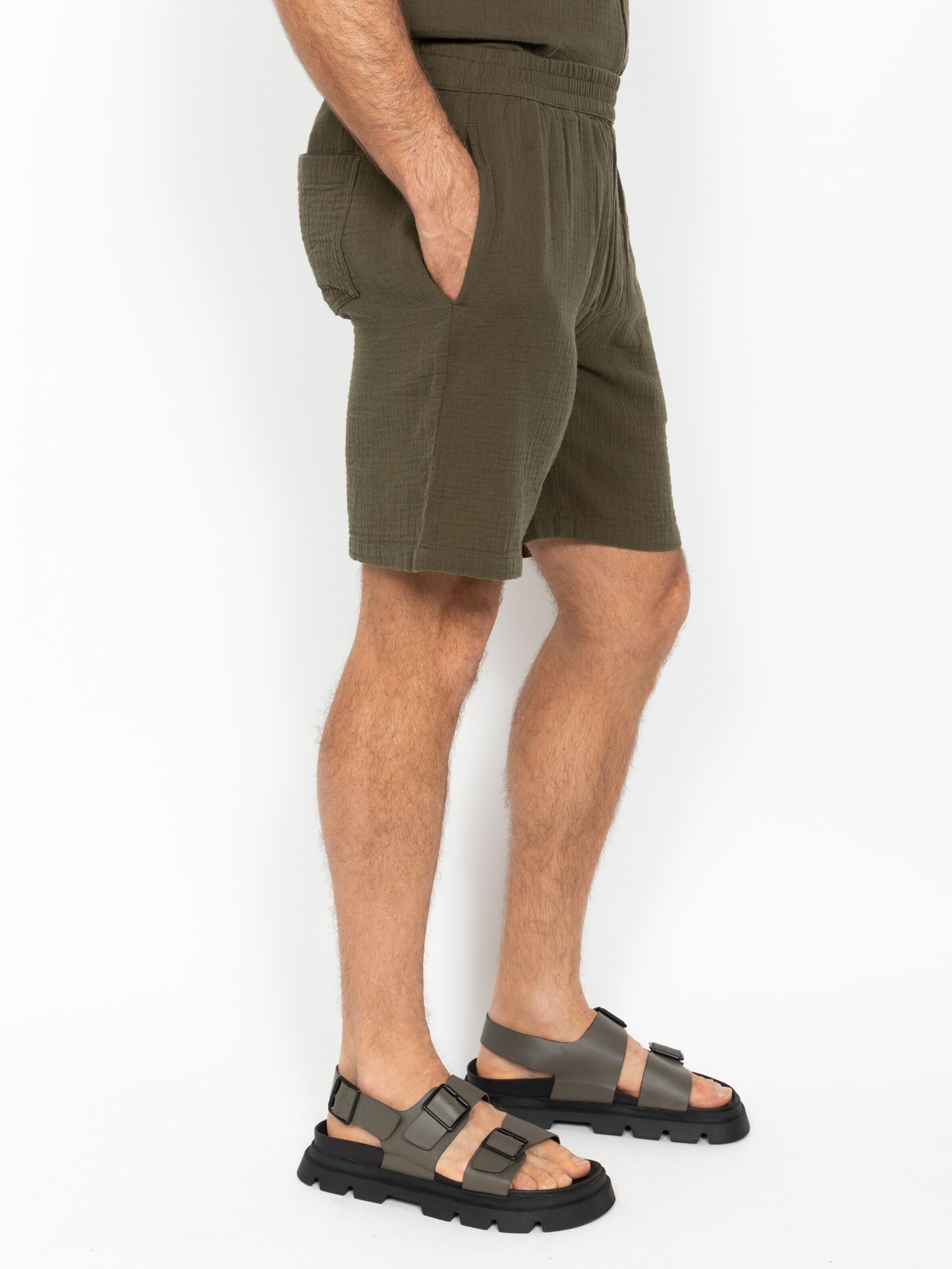 Regular Pantalon Schott NYC en vert