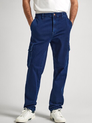 Pepe Jeans Loose fit Cargo Jeans in Blue: front