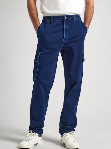 Pepe Jeans Loose fit Cargo Jeans in Blue: front