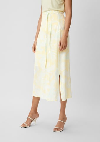 COMMA Skirt in Yellow: front