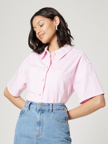 florence by mills exclusive for ABOUT YOU Blouse 'Lakeside Chill' in Roze: voorkant