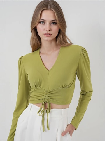 Bigdart Top in Green
