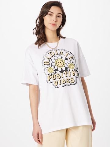 ONLY Oversize t-shirt 'ONLDAISY' i vit: framsida