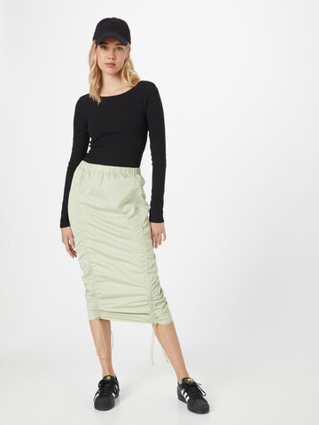 NEON & NYLON Tričkové body – černá