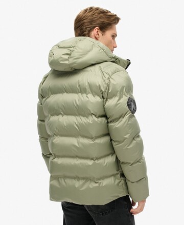 Superdry Übergangsjacke in Grün