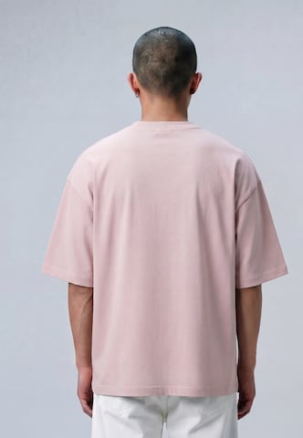 Vertere Berlin Shirt 'The Rave Issue' in Pink: back