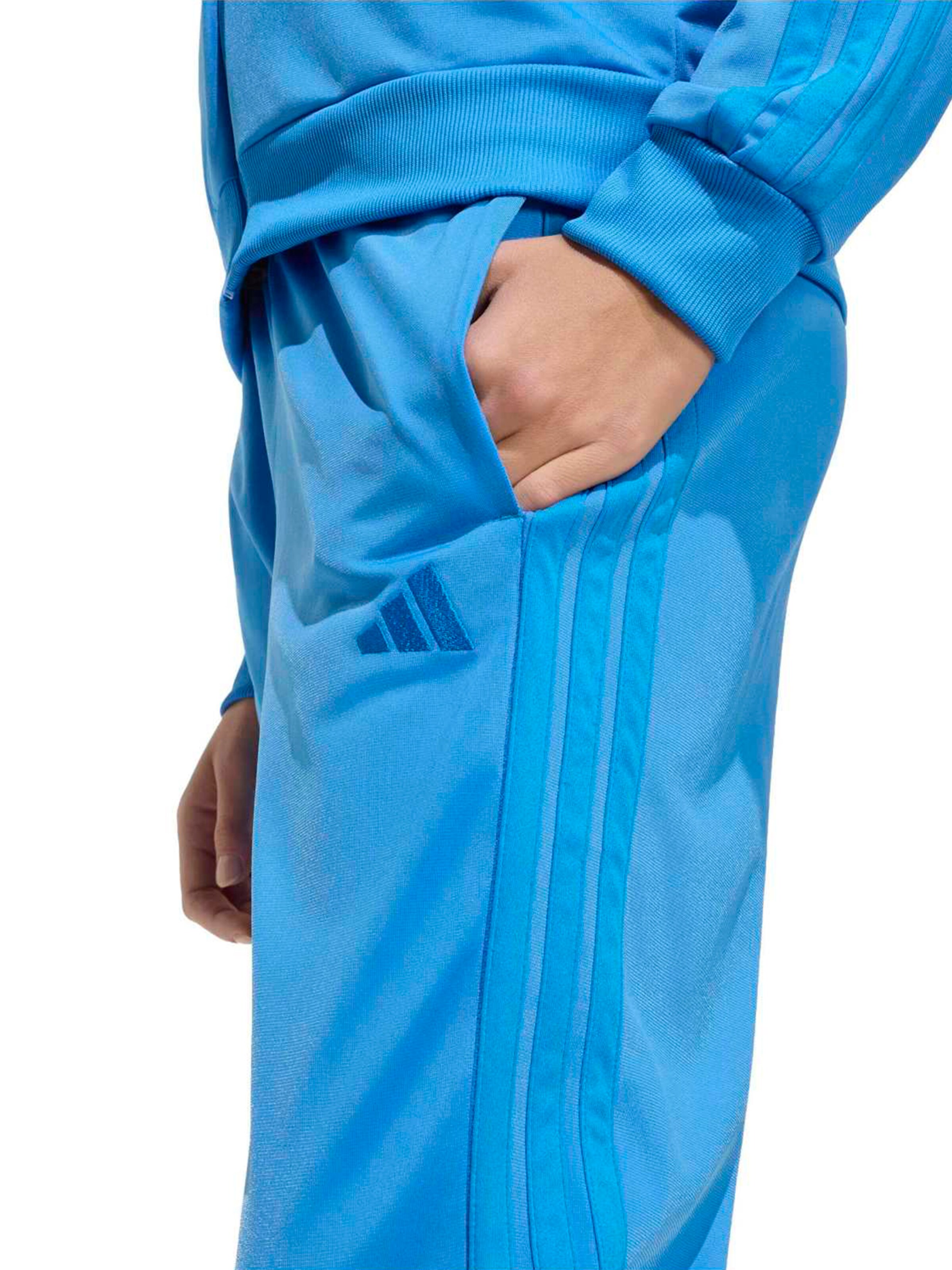 ADIDAS SPORTSWEAR Tréningruha 'Essentials' - kék