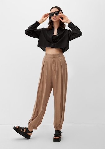 QS Tapered Trousers in Brown
