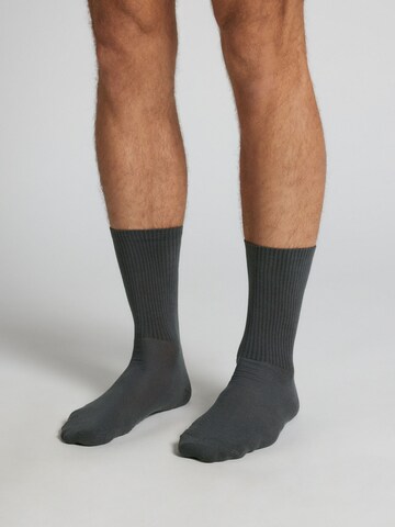 IUMAN Intimissimi Socken in Grau: Vorderseite