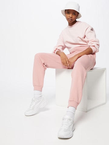 Urban Classics Sweatshirt i rosa