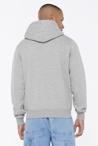 Harlem Soul Zip-Up Hoodie in Grey