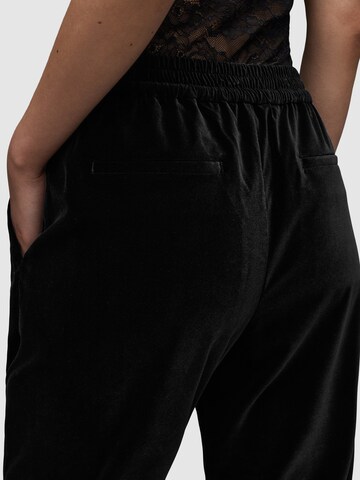 AllSaints Normální Kalhoty se sklady v pase 'ALEIDA' – černá