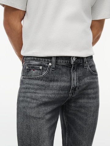 Tommy Jeans Slim fit Jeans 'Scanton' in Black