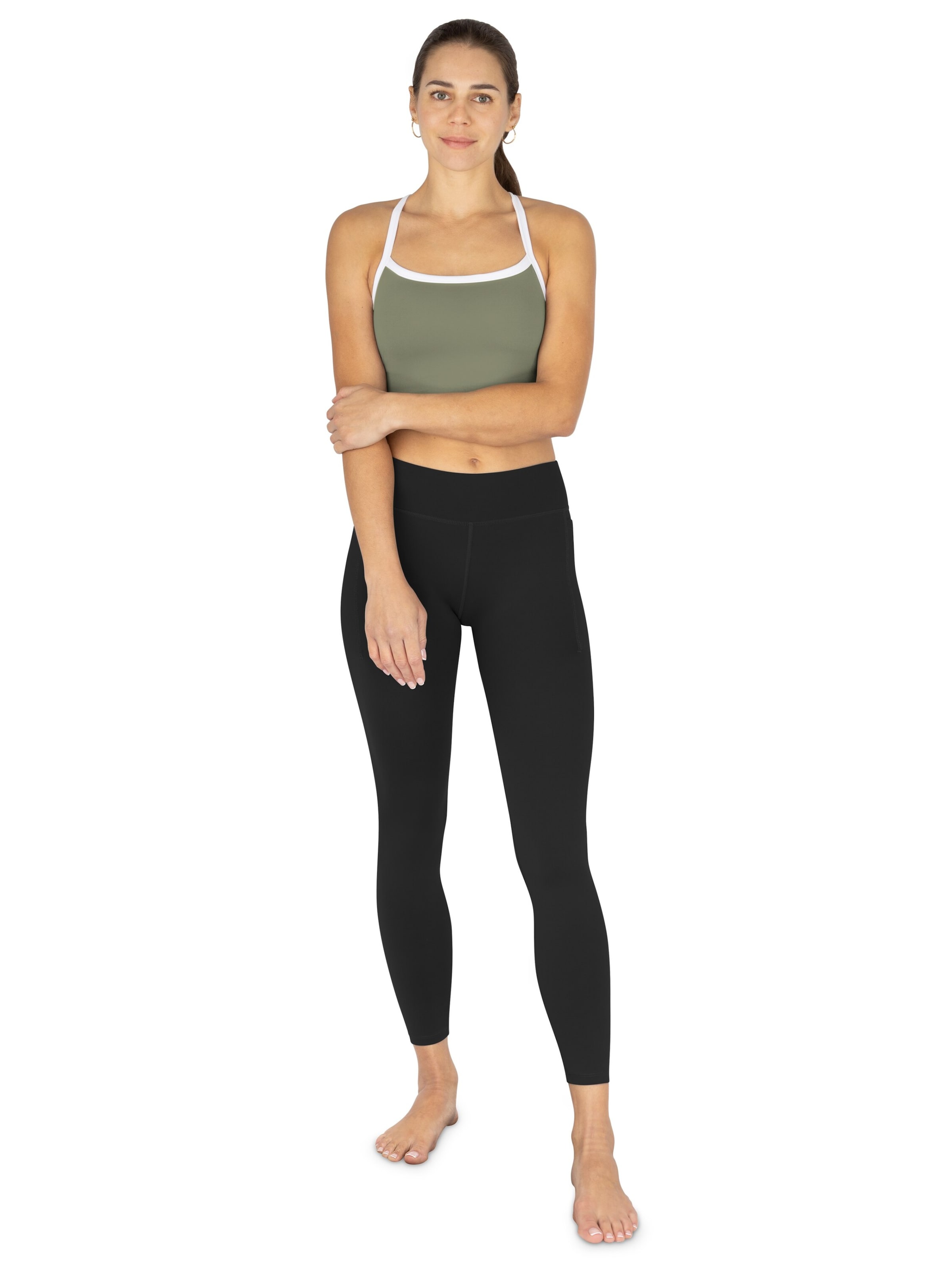 Bustino Completo sportivo di normani in verde: frontale