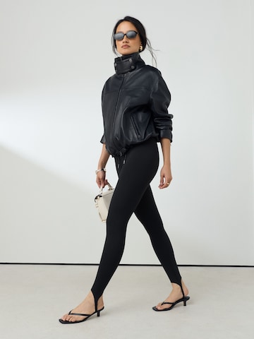 Skinny Leggings di Next in nero