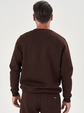 LOUIS LECLER Sweatshirt 'Carter' in Bruin