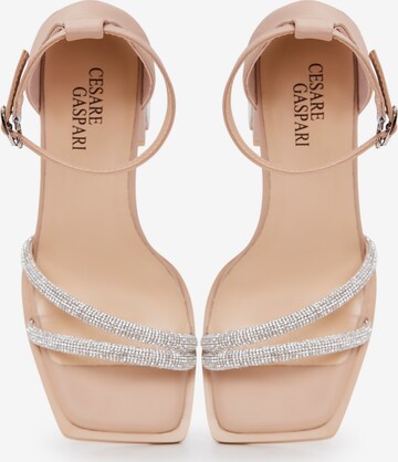 CESARE GASPARI Sandale in Beige