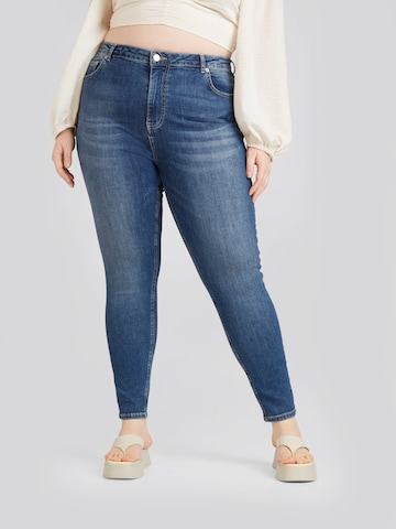 CITA MAASS co-created by ABOUT YOU Slimfit Jeans 'Juliana' i blå: forside