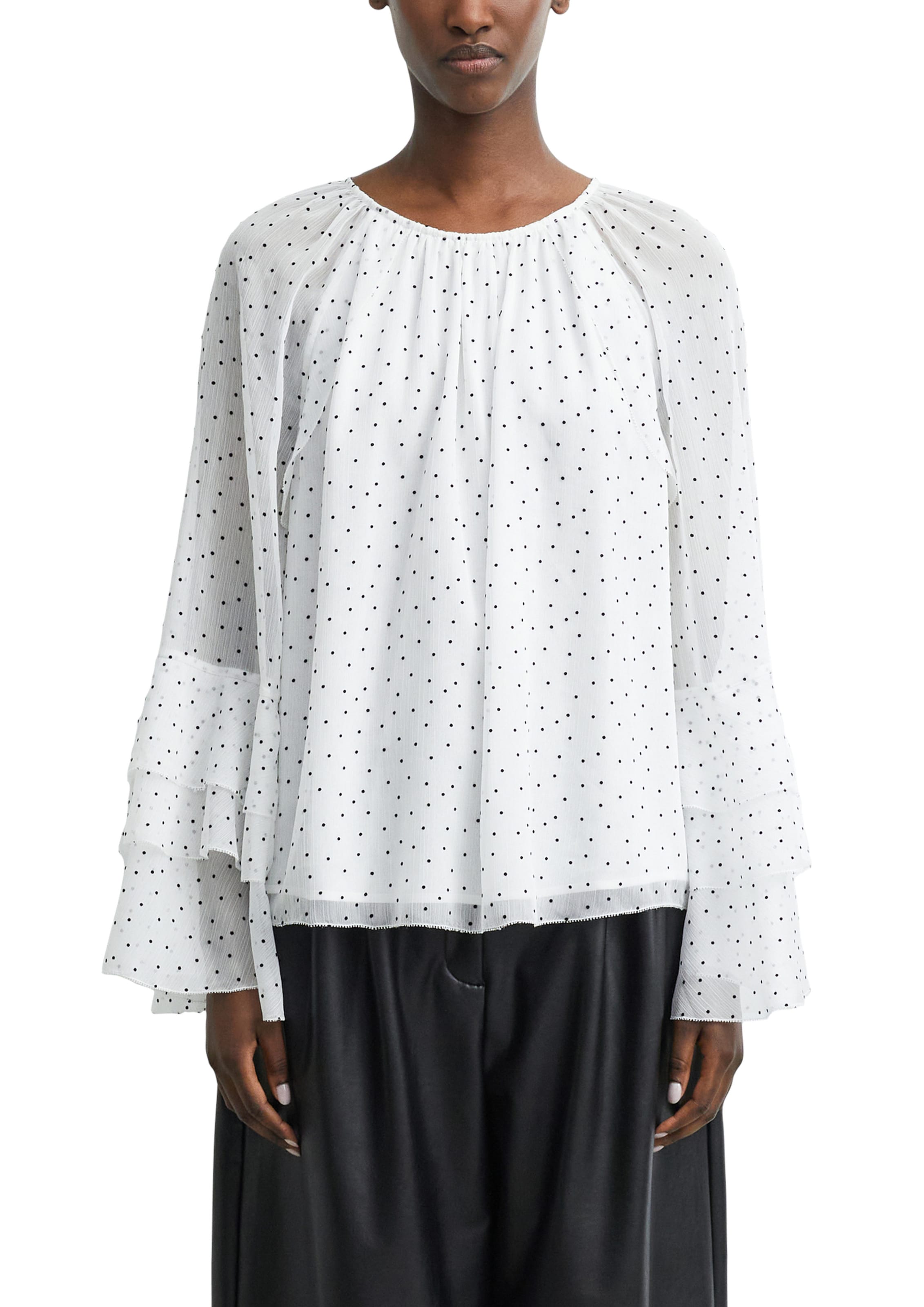 COMMA Blouse in Wit: voorkant