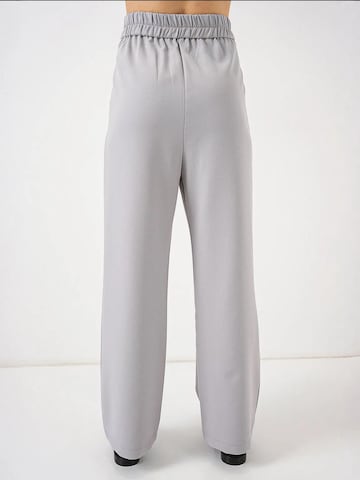 Loosefit Pantalon Bigdart en gris