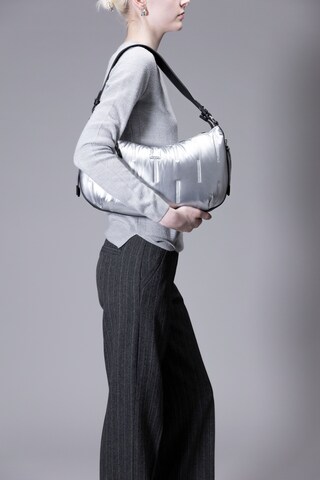 Picard Shoulder Bag 'Arosa' in Silver: front