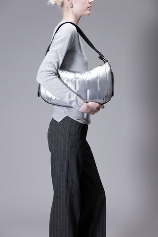 Picard Schultertasche 'Arosa' in Silber: Vorderseite