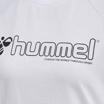 Tricou funcțional 'Noni 2.0' de la Hummel pe alb