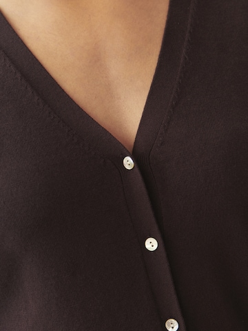 TATUUM Strickjacke 'Vera' in Braun