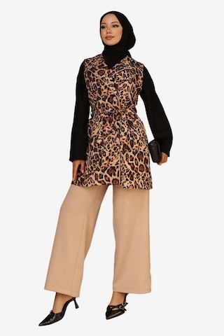 Pantalons de tailleur MODAMIHRAM en marron : devant