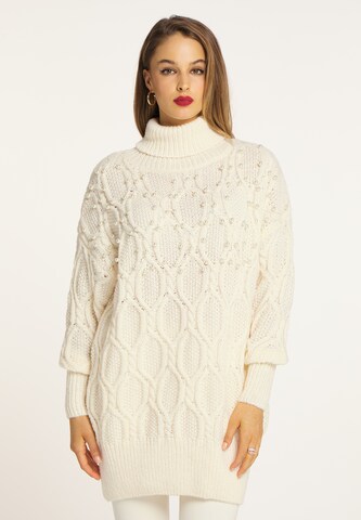faina Oversized Sweater in Beige: front