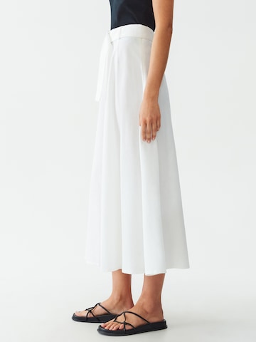 Calli Skirt 'ROBERTS' in White