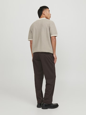 Regular Pantalon à plis 'Karl' JACK & JONES en marron